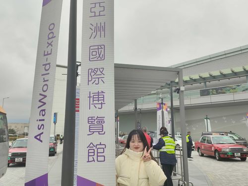 trường hợp công ty mới nhất về Hội chợ đồ trang sức và đá quý Hồng Kông 2024
