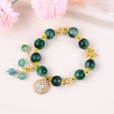 Bàn tay làm bằng đá quý đeo đeo đeo đeo đeo đeo đeo đeo đeo đeo đeo đeo đeo đeo đeo đeo đeo