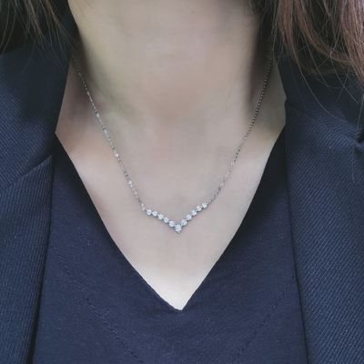 18k vàng Moissanite kim cương nụ cười cổ dây chuyền cho quà tặng