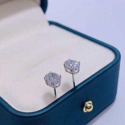 18k vàng Moissanite kim cương hình bầu dục bông tai Studs cho quà